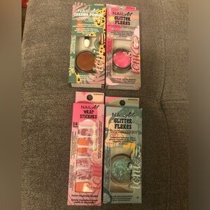 Ioni Nailpalooza 4 piece makeup Set Viral HTF NWT